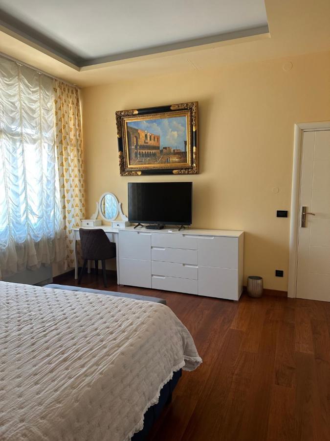 Villa Isabella - Luxury With Style Right Next To The Beach, Private Pool And Sea View Opatija Exterior foto