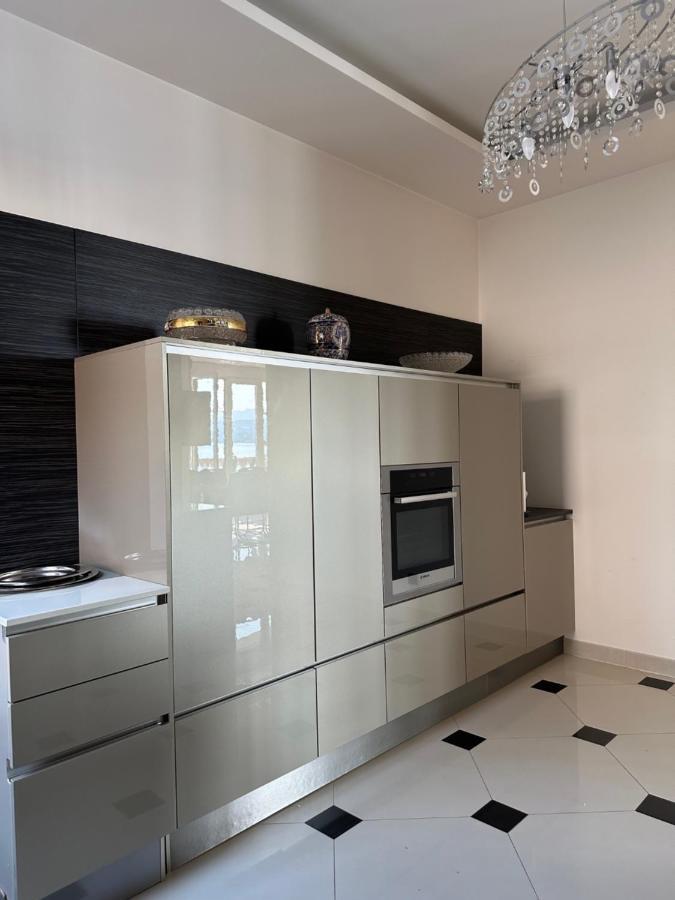 Villa Isabella - Luxury With Style Right Next To The Beach, Private Pool And Sea View Opatija Exterior foto
