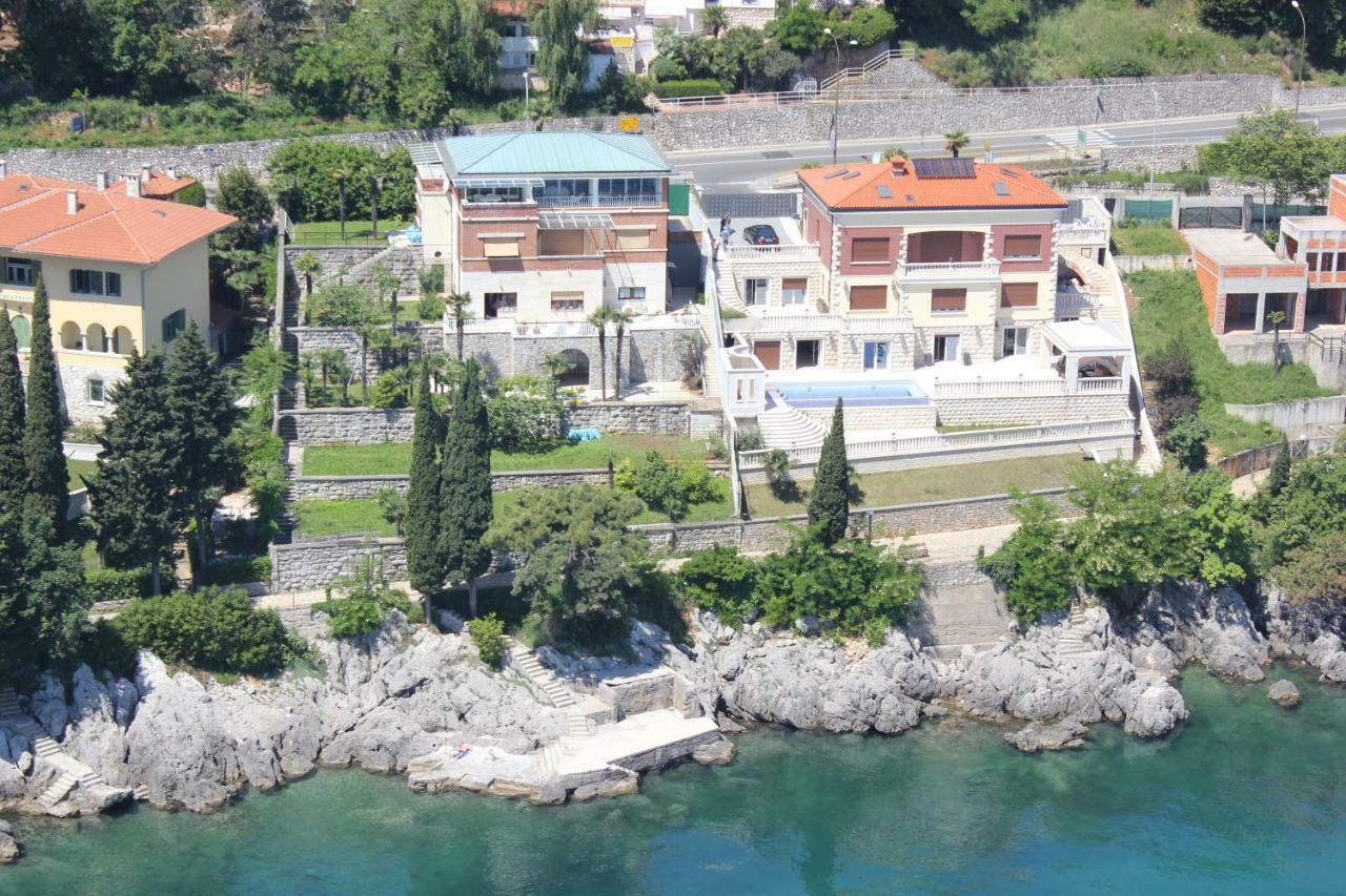 Villa Isabella - Luxury With Style Right Next To The Beach, Private Pool And Sea View Opatija Exterior foto